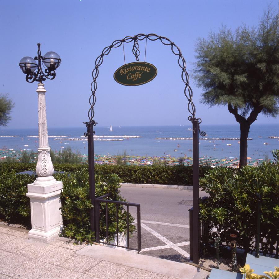 Grand Hotel Michelacci Gabicce Mare Exterior photo