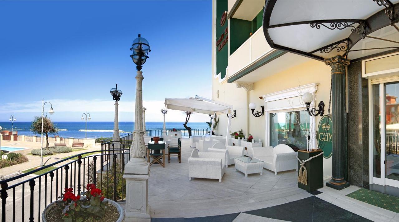 Grand Hotel Michelacci Gabicce Mare Exterior photo