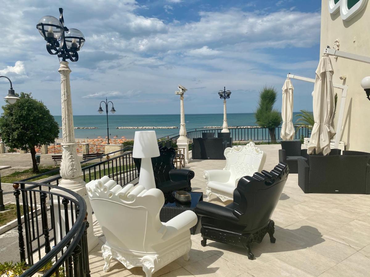 Grand Hotel Michelacci Gabicce Mare Exterior photo